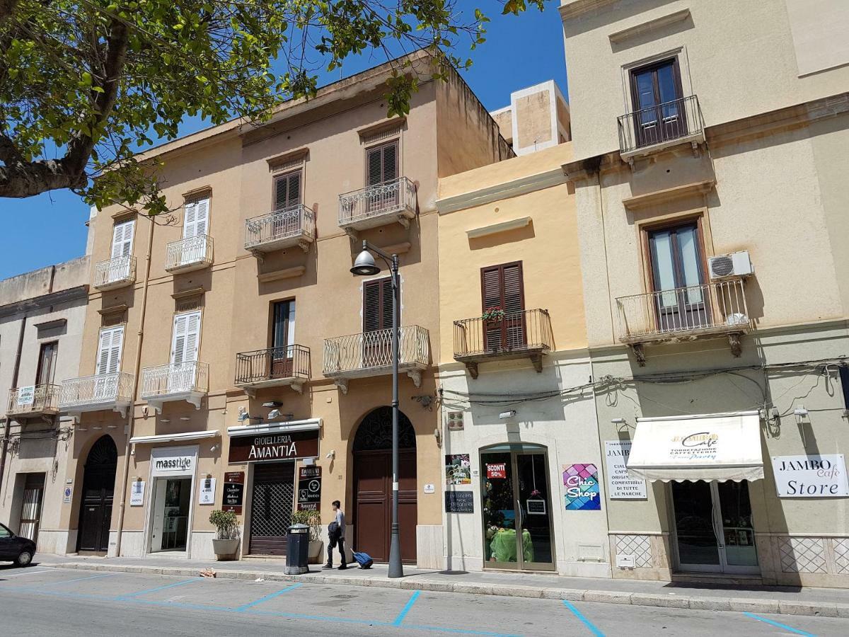 Nomapartments Il Viaggiatore Trapani Exterior photo